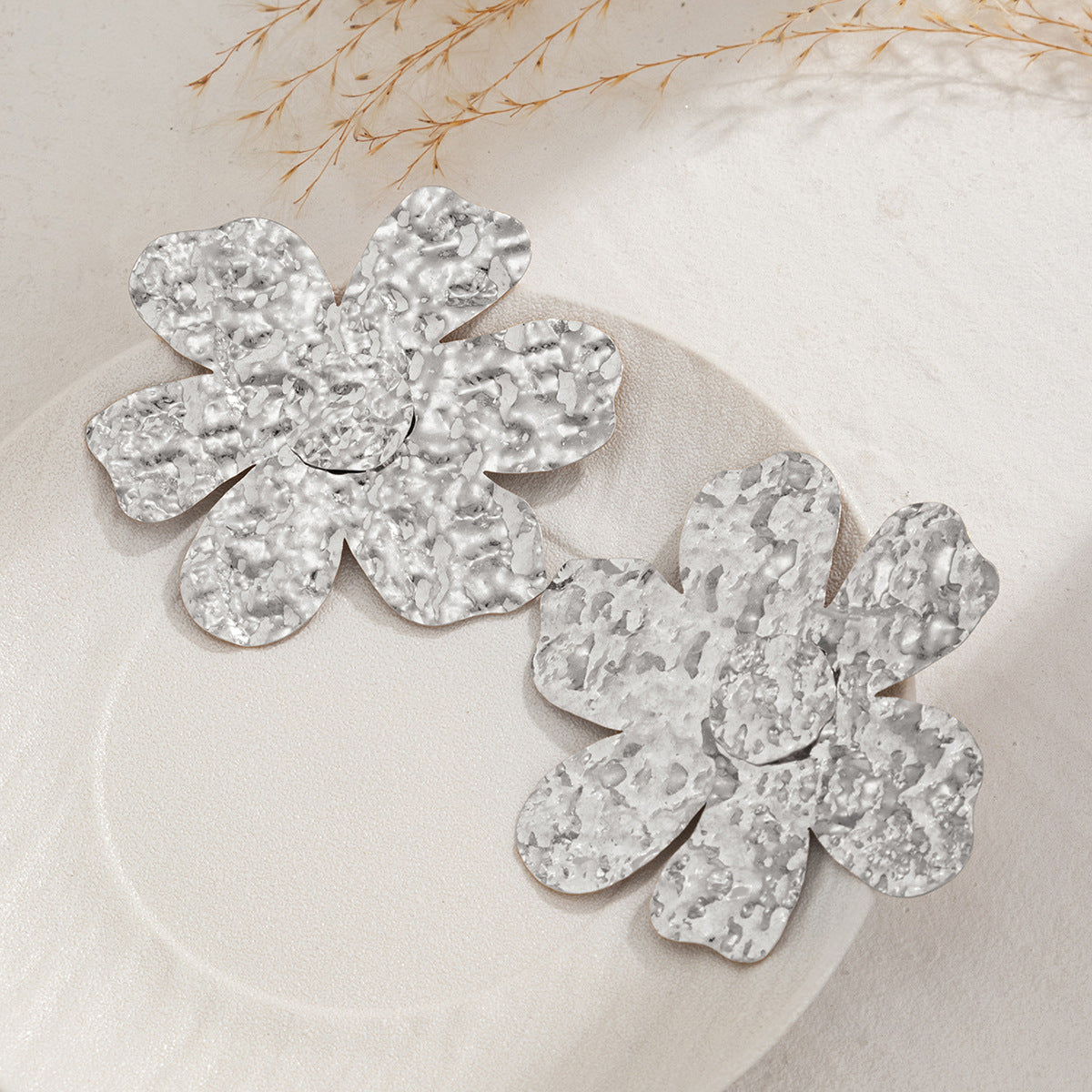 Planderful Vienna Verve Earrings – Elegant Three-Dimensional Metal Flower Design