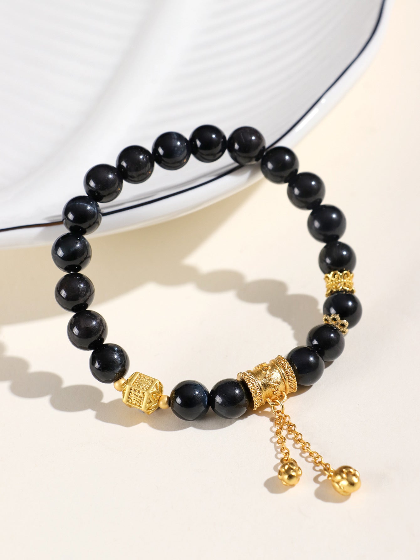 Planderful Fortune's Favor Bracelet – Elegant 8Mm Gold Tiger Eye Beads