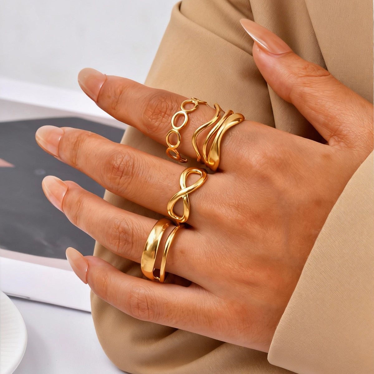 Design Line Ring Women's Stainless Steel Hollow Round Open