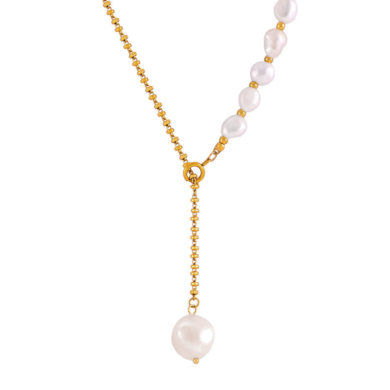 Elegant French Style Freshwater Pearl Pendant Necklace with Pull-Out Buckle