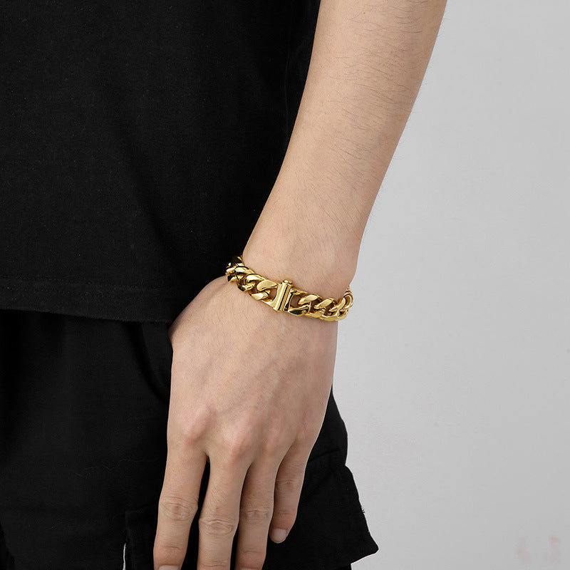 Customizable Hip-Hop Style 13mm Titanium Steel Cuban Chain Necklace for Men with Smooth Surface Finish