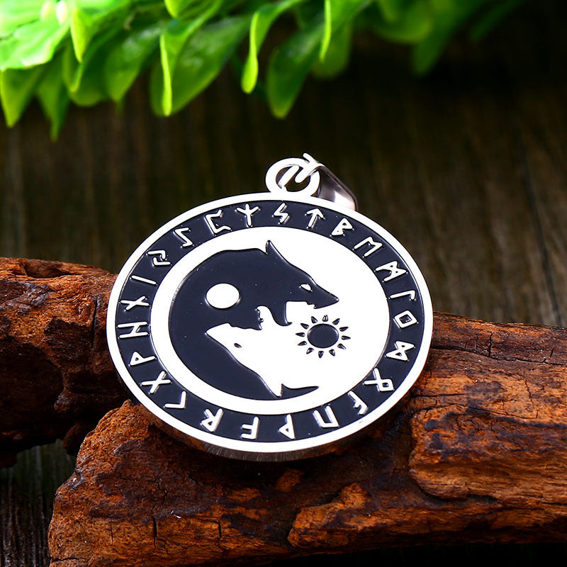 Retro Viking Wolf Head Compass Pendant in Stainless Steel for Men - Wholesale Titanium Steel Jewelry