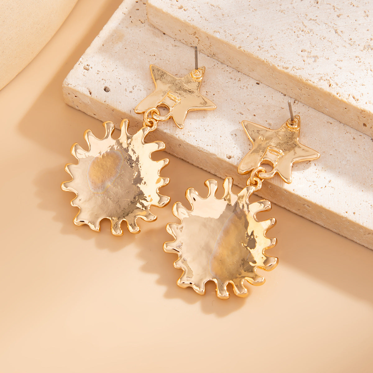 Planderful Vienna Verve Earrings – Elegant Sunflower Design