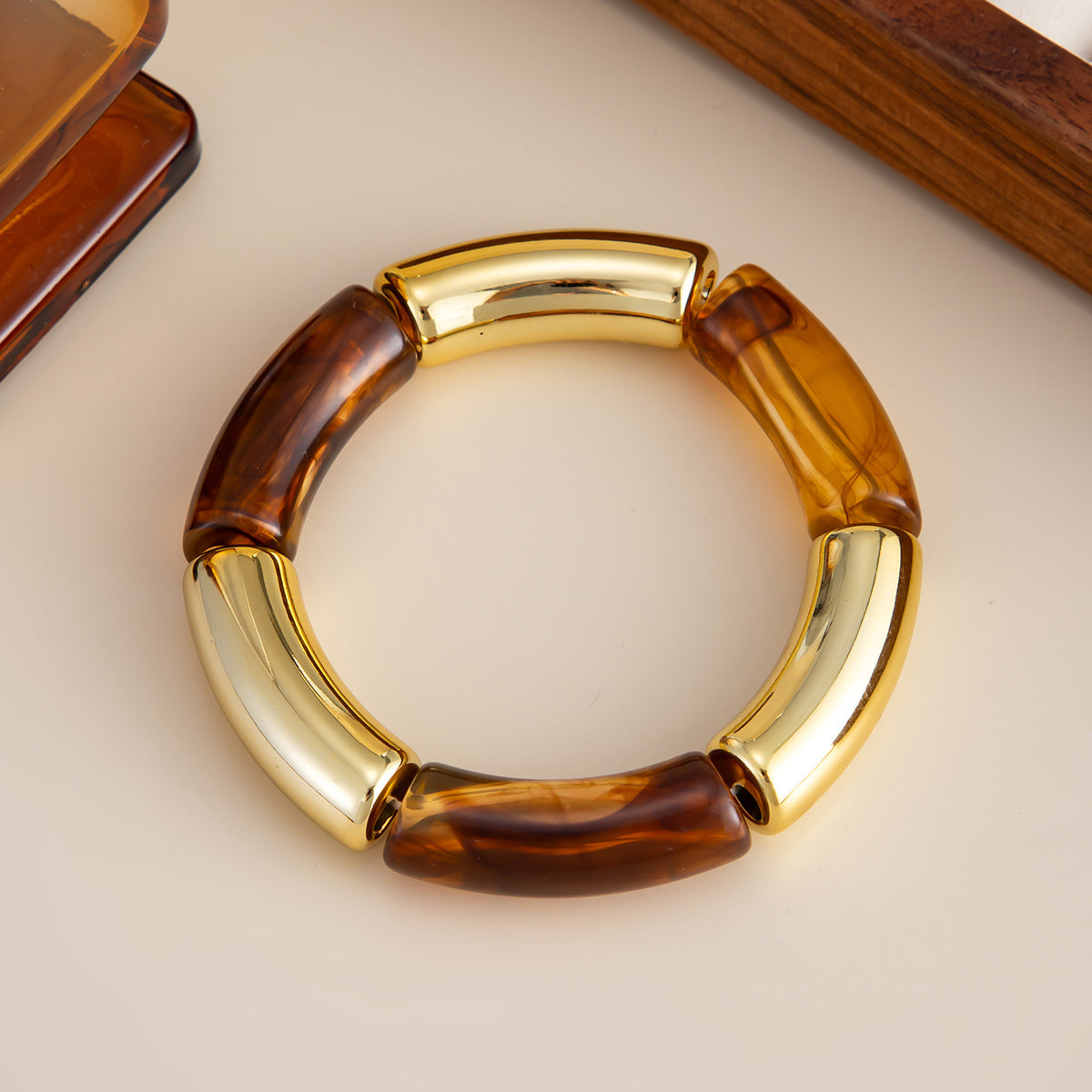 Planderful Vienna Verve Leopard Print Elastic Bracelet For Fashion Forward Women Retro Statement Jewelry