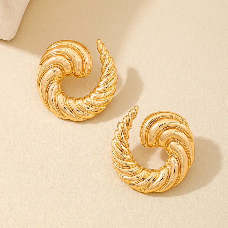 Planderful Vienna Verve Earrings – Fashionable Retro Metal Spiral Design