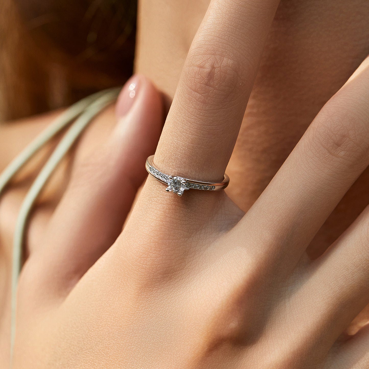 Planderful Everyday Genie Ring – Light Luxury Rose Gold Design with Sparkling Zircon