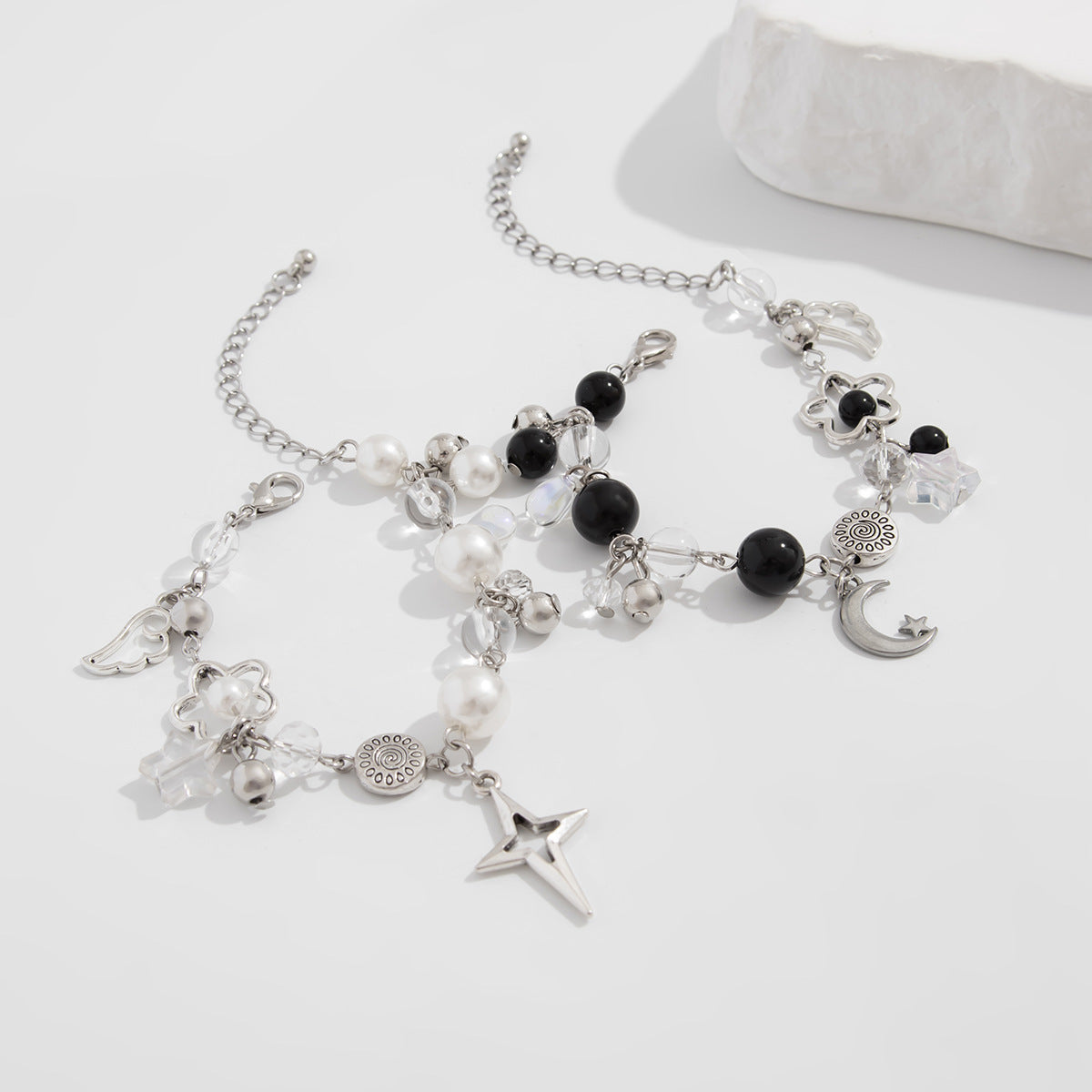 Planderful Vienna Verve Bracelet – Versatile Multi-Layer Heart-Shaped Design