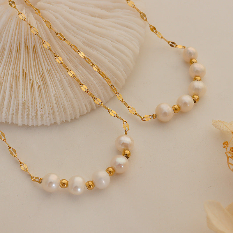 French Style Imitation Pearl Necklaces with Niche Design