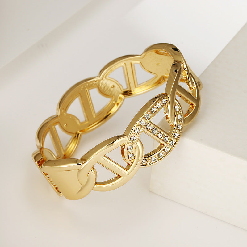 European and American High-End Buckle Bracelet - Vienna Verve Collection