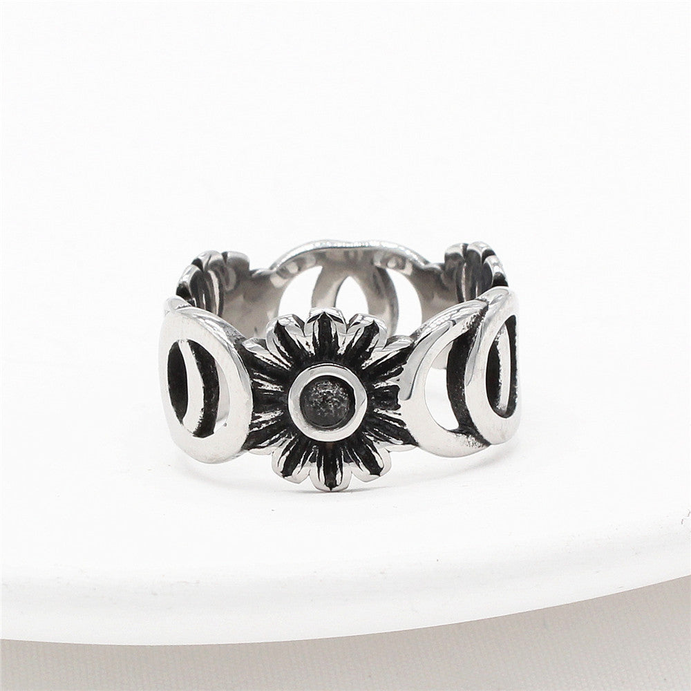 Planderful Everyday Genie European and American Retro Sunflower Men's Titanium Steel Ring – Personalized and Stylish Jewelry