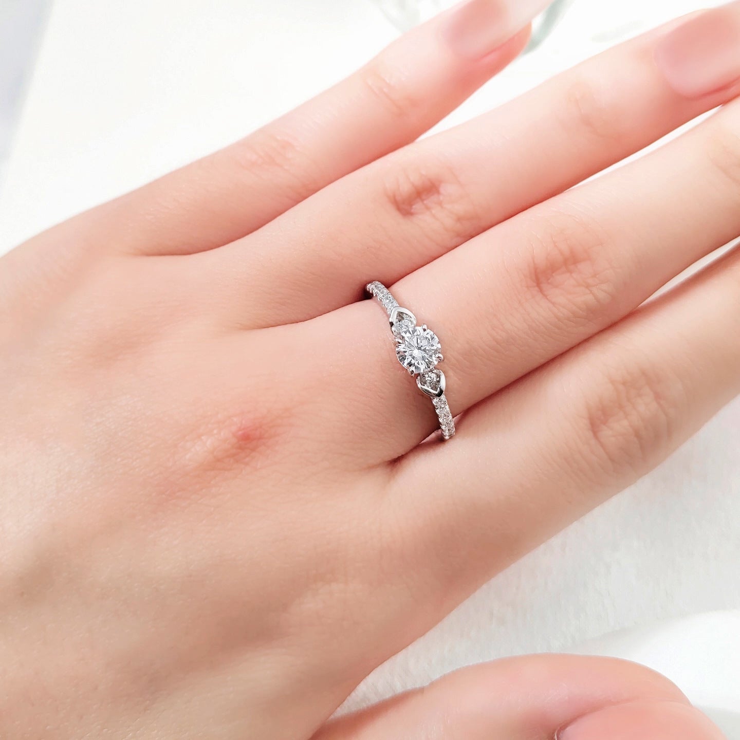 Planderful Sterling Silver Zircon Ring For Women 925 Silver Single Row Elegant Design