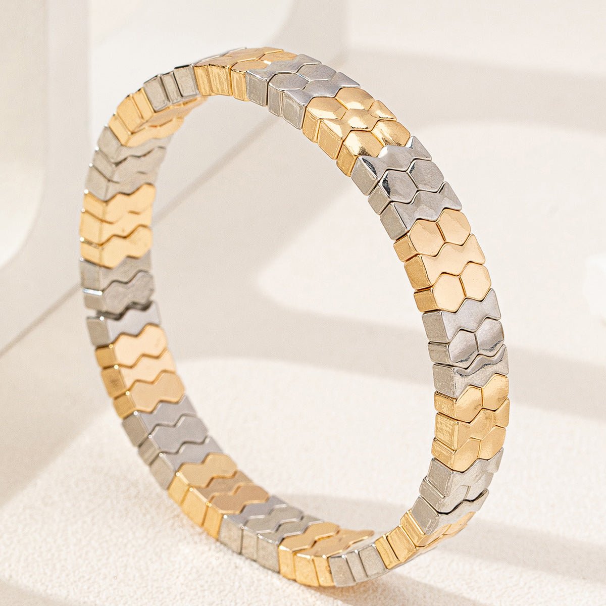 Stylish Personalized Watch with Geometric Bracelet for Women