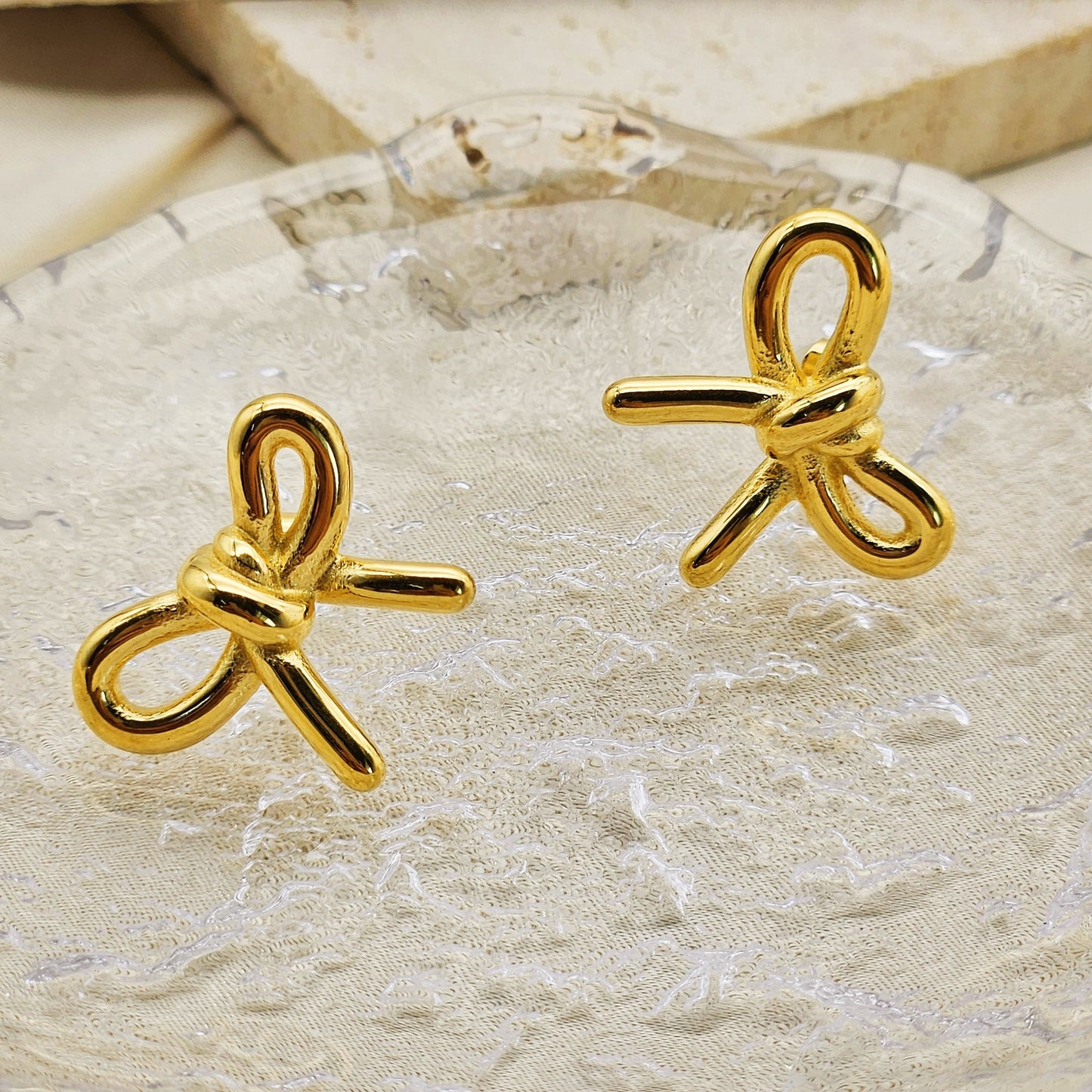 Planderful Stainless Steel Stud Earrings Ribbon Bow Gold Plated For Women Everyday Statement French Style