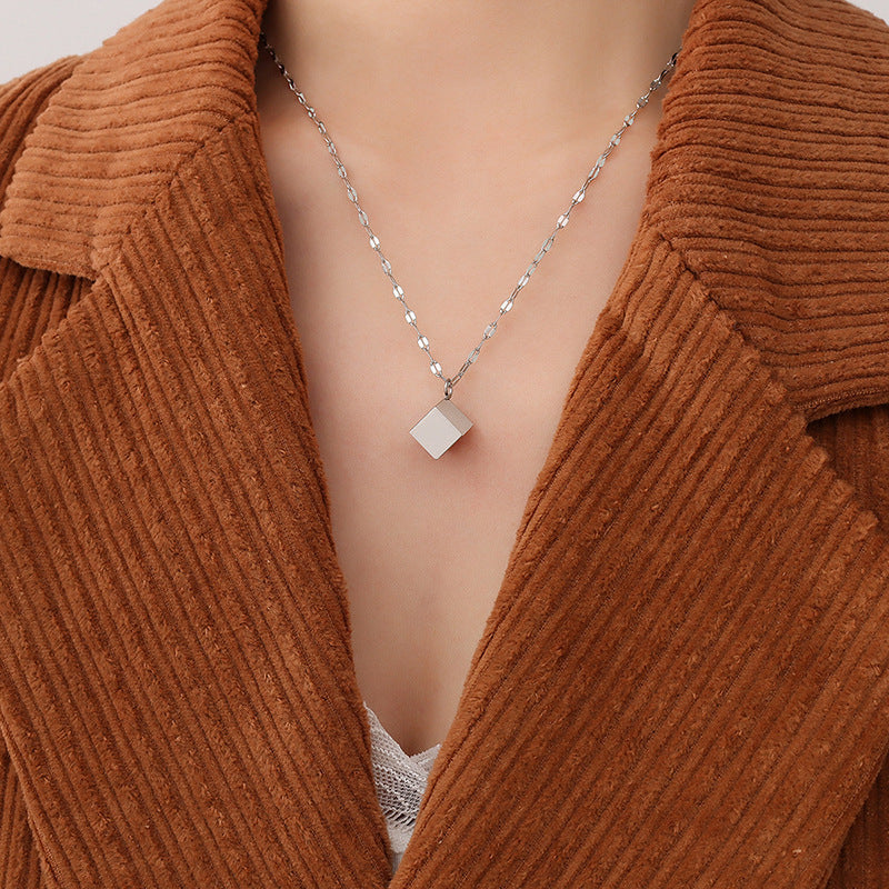 Luxurious 18K Gold Plated Necklace with Retro Square Pendant