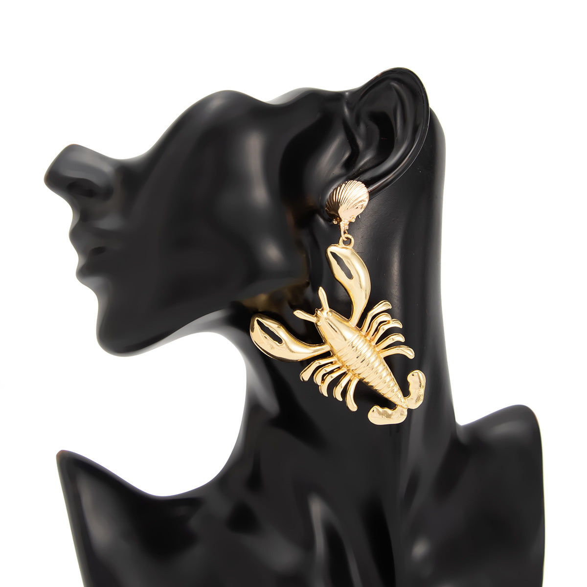 Planderful Lobster Pendant Stud Earrings For Women 3D Ocean Style Design Vienna Verve Collection