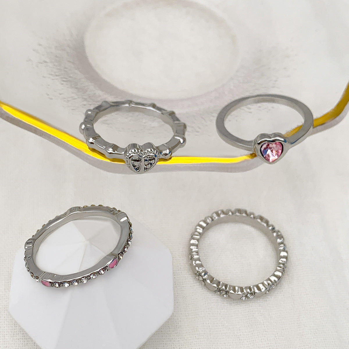 French Pastoral Heart-shaped Diamond Ring with Floral Crown Set Europe and US Cross-border Jewelry.