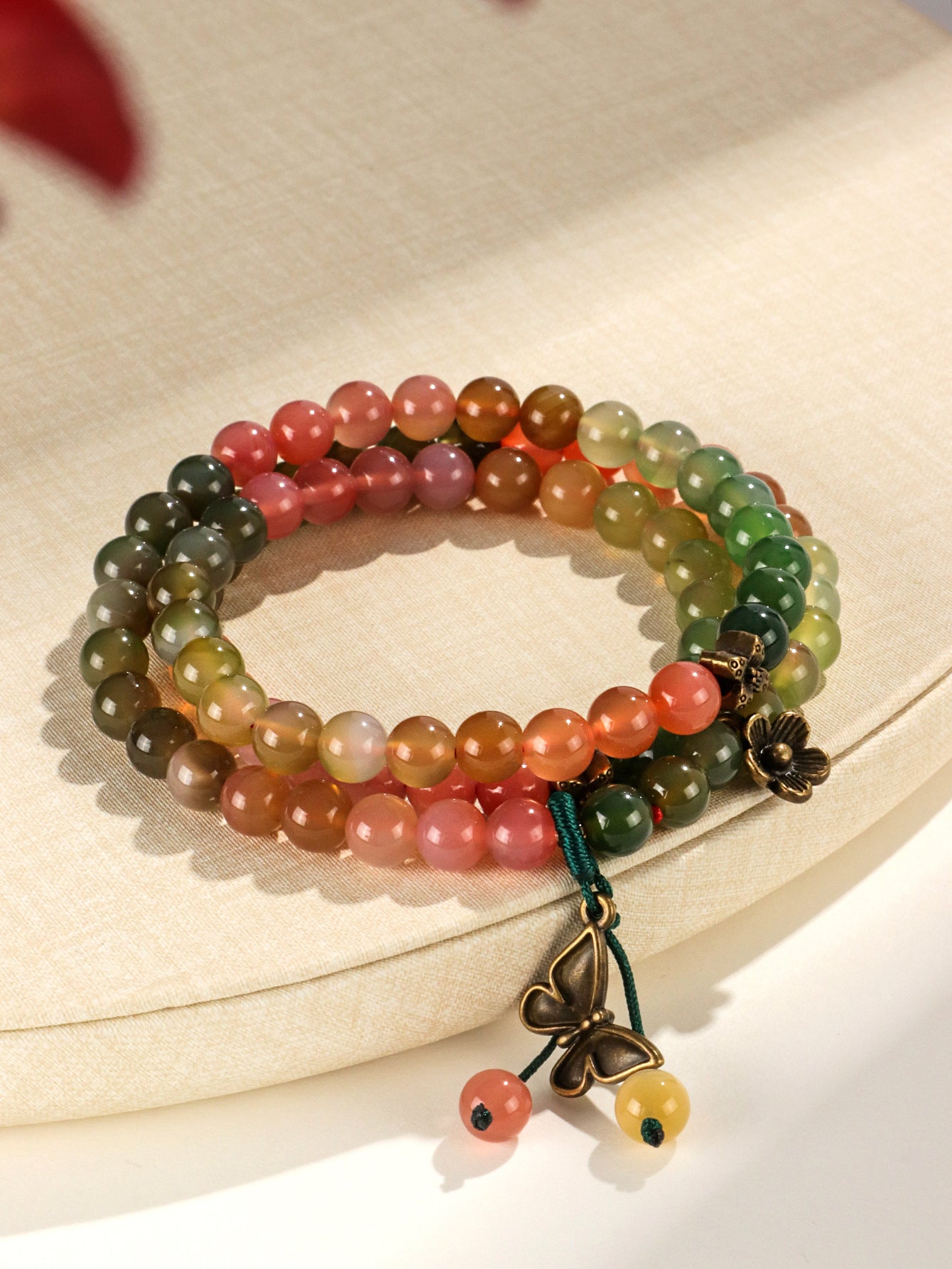 Planderful Fortune's Favor Bracelet – Elegant Agate Beaded Design