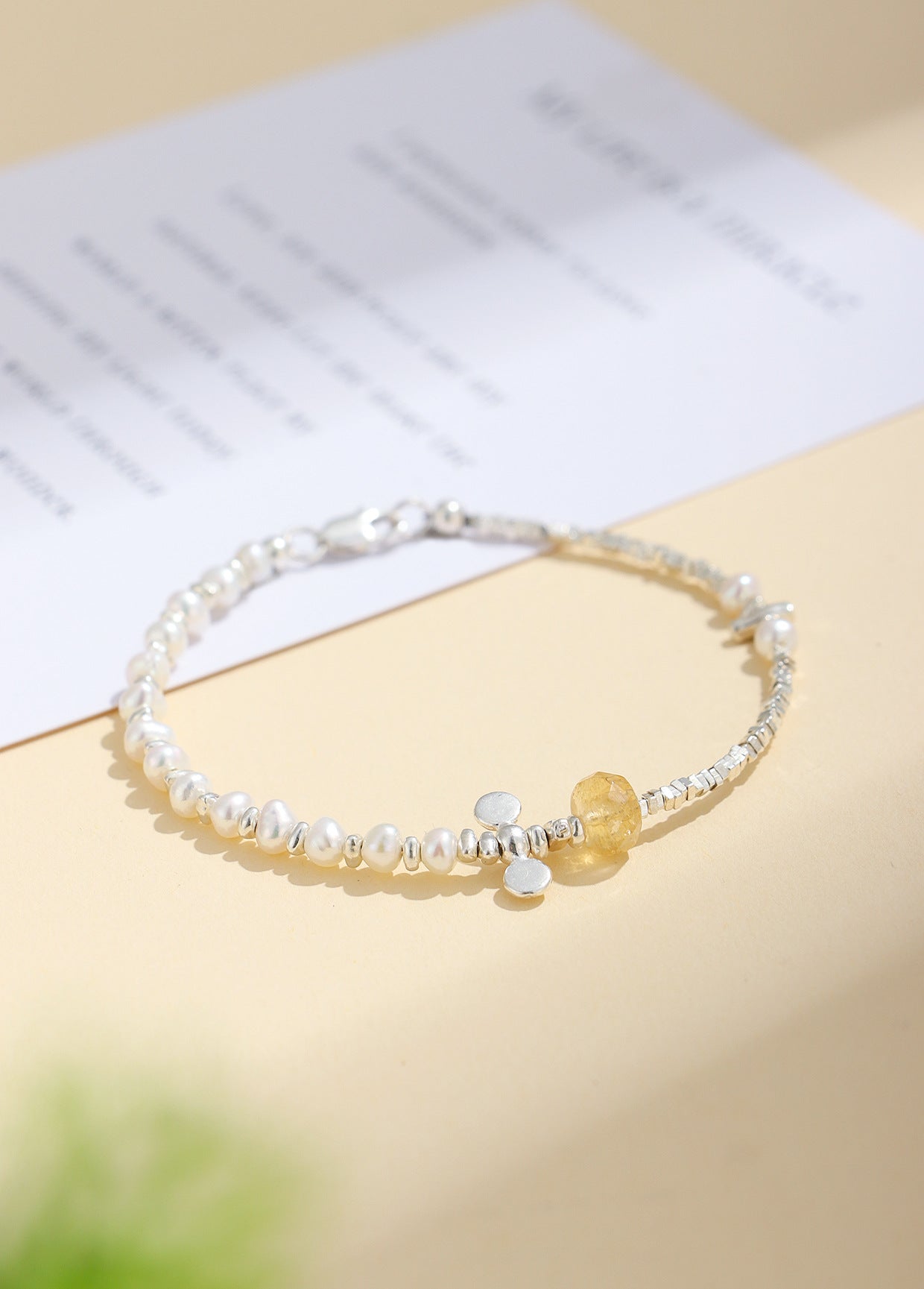 Planderful Fortune's Favor Bracelet – Elegant Natural Pearl and Citrine Design