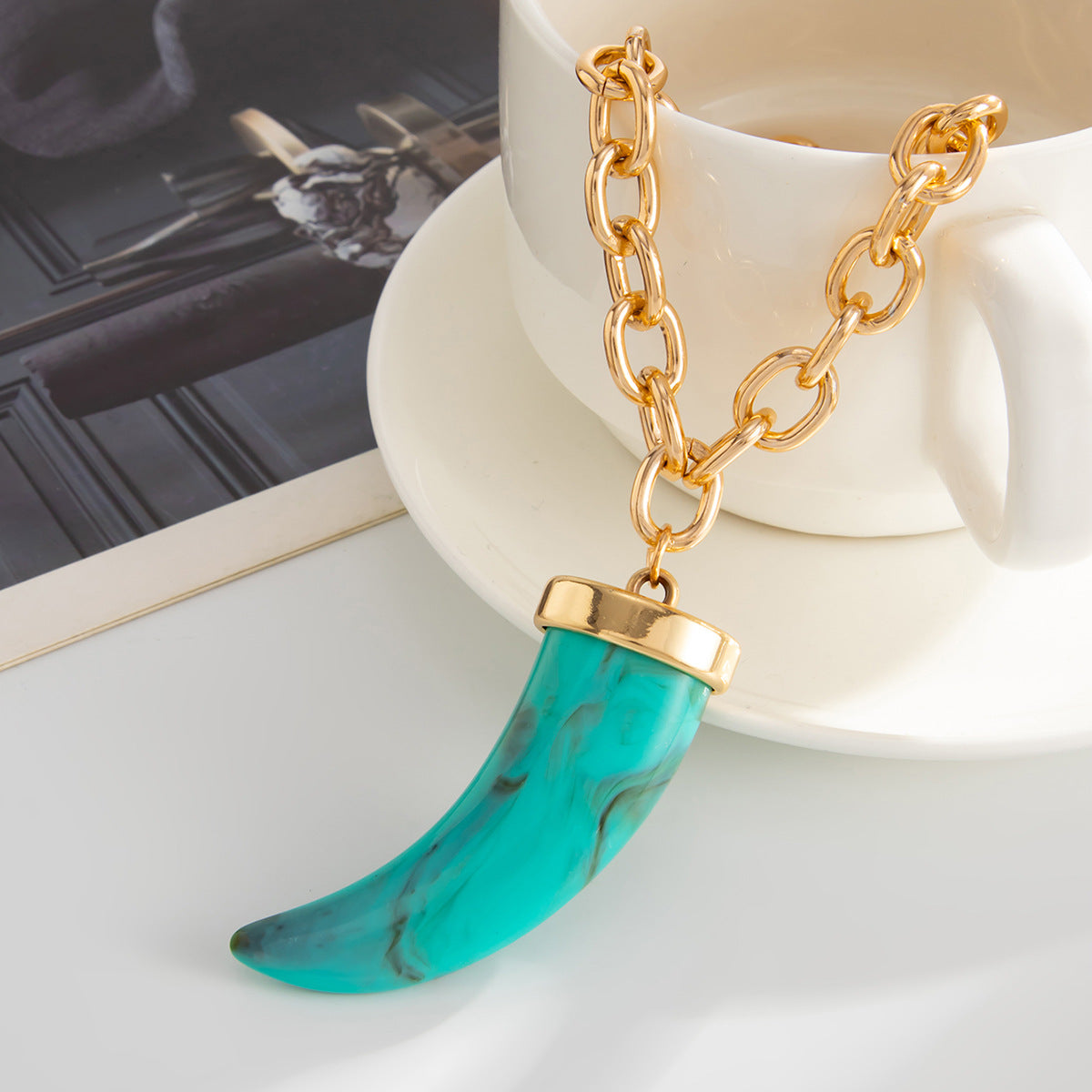 Resin Wolf-Tooth Pendant Necklace