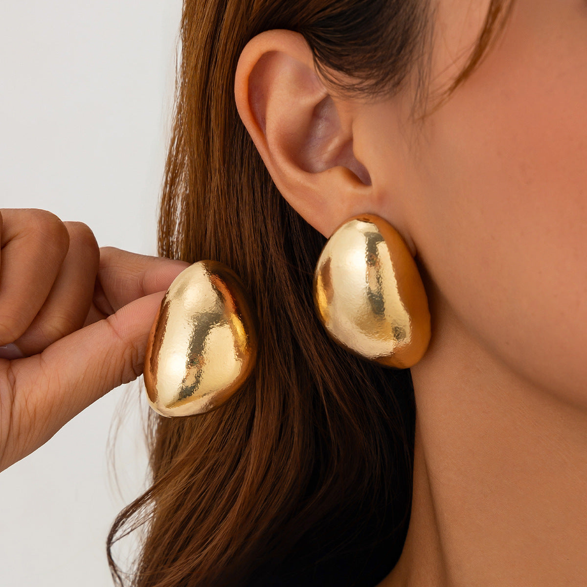 Planderful Vienna Verve Earrings – Sweet and Stylish Irregular Flower Design