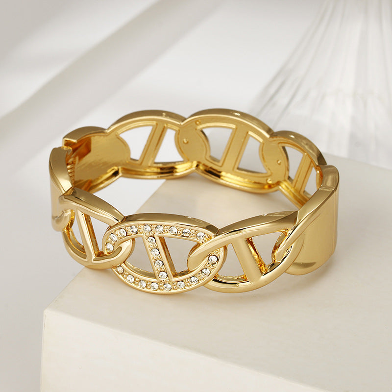 European and American High-End Buckle Bracelet - Vienna Verve Collection