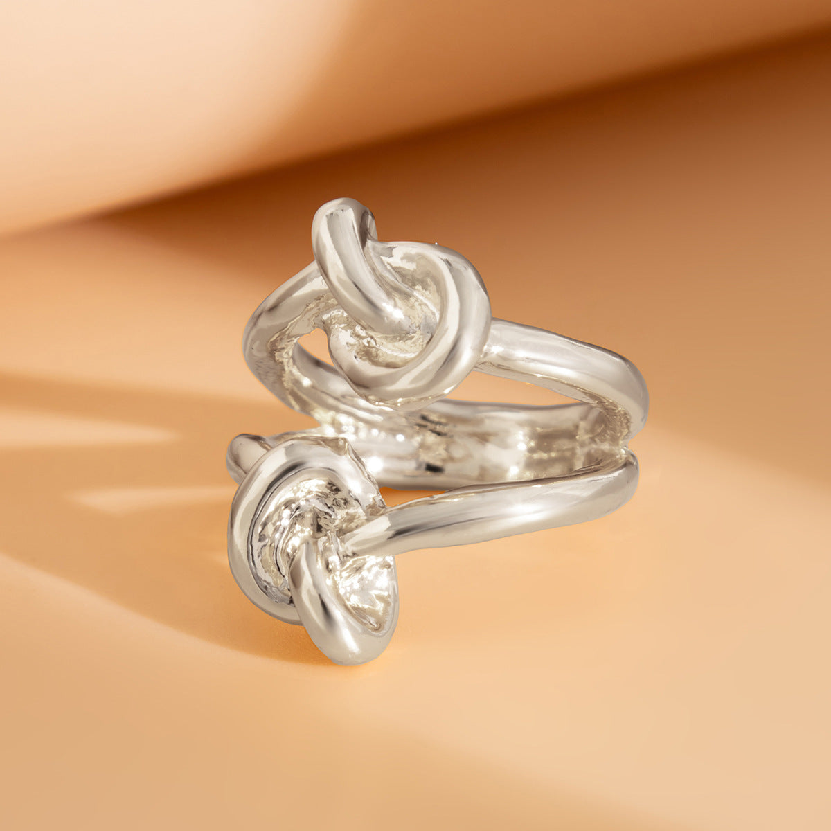 Planderful Vienna Verve Ring – Creative Knotting Design