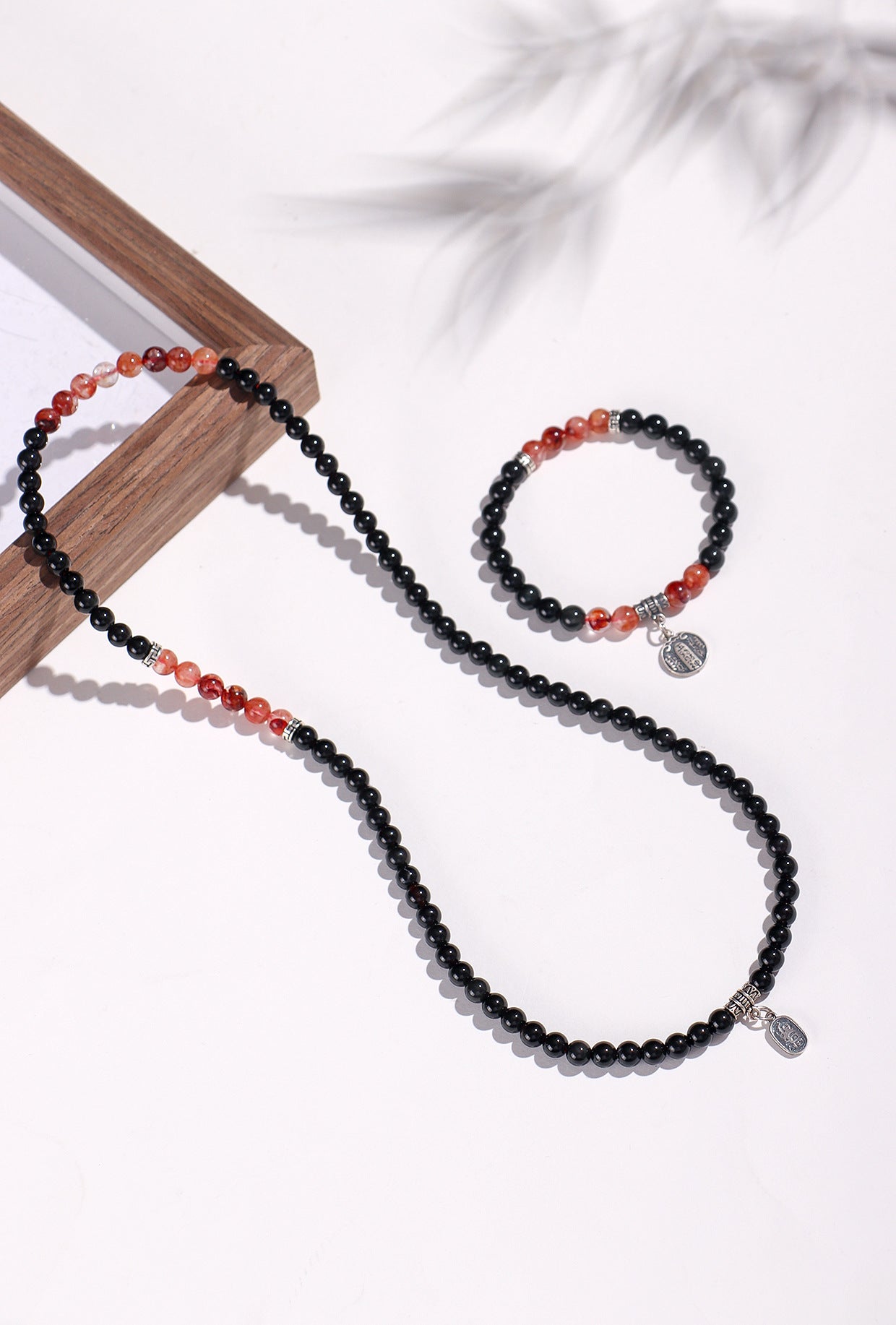 Planderful Fortune's Favor Bracelet – Elegant Obsidian Beaded Design