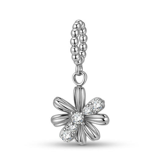 Planderful Jewelry Sterling Silver Daisy Zircon Pendant