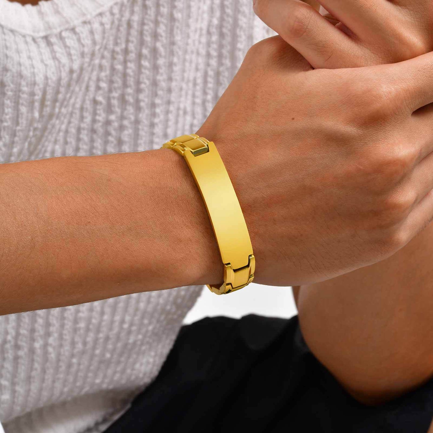 Planderful Mens Titanium Brushed Curved Bracelet Genie