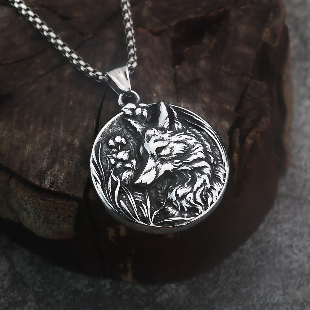 Europe and The United States Hot Selling Retro Wolf Head Pendant Jewelry for Men