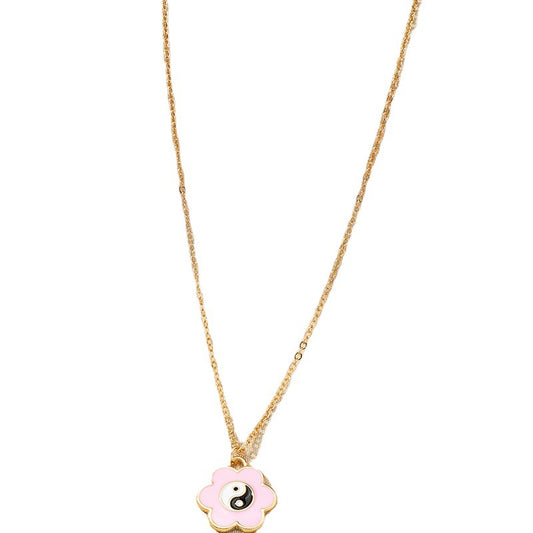 Dainty Metal Necklace with Unique Niche Design