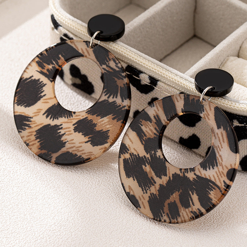 Planderful Vienna Verve Earrings – Personalized Retro Acrylic Design