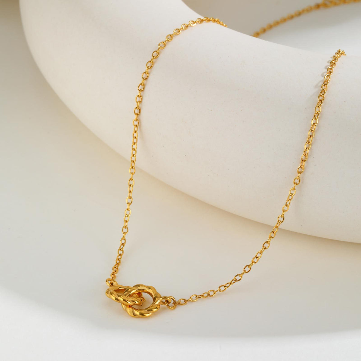 Style Women's Collarbone Chain Stainless Steel Twist Double Ring Necklace