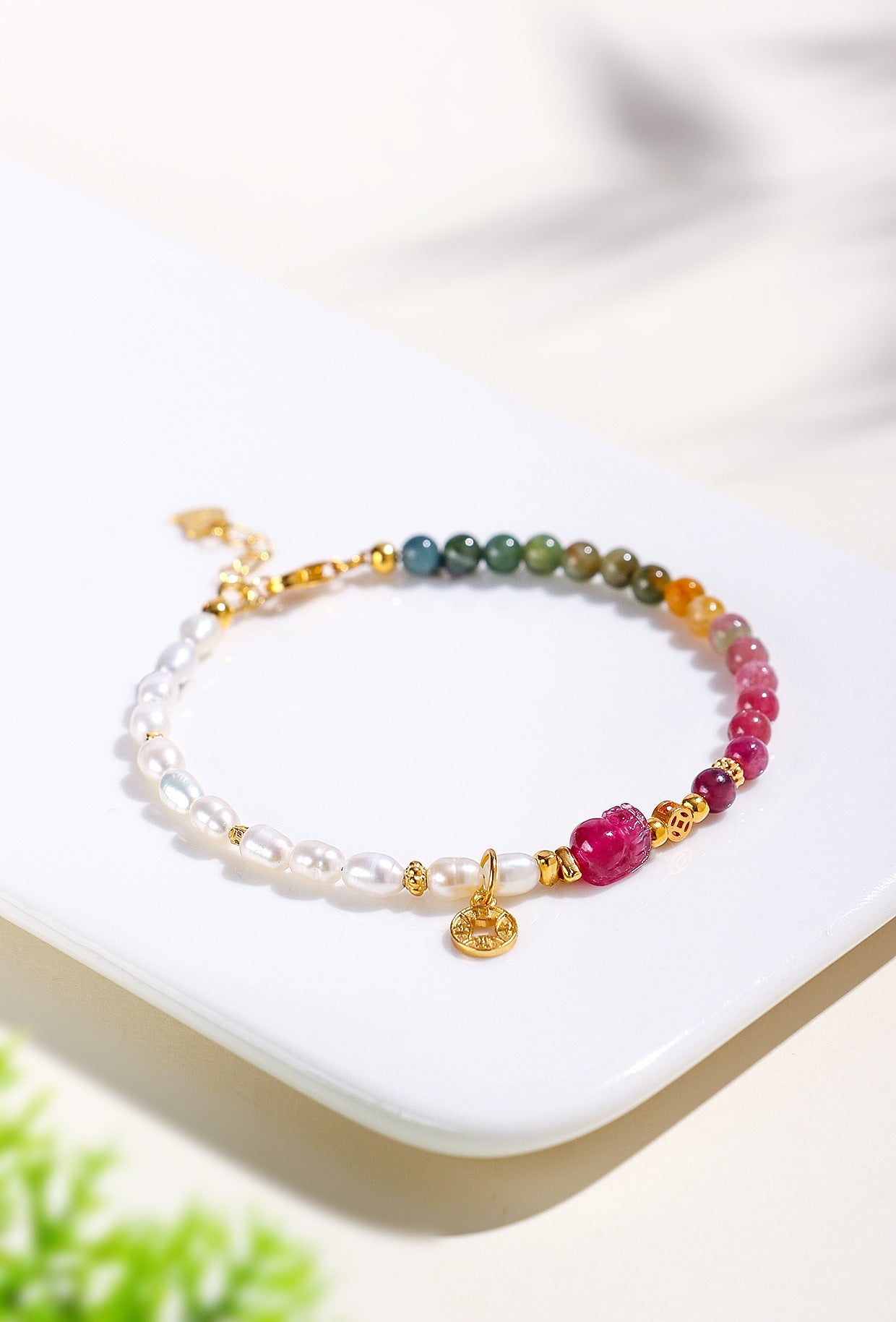 Planderful Fortune's Favor Bracelet – Freshwater Pearl and Tourmaline Elegance