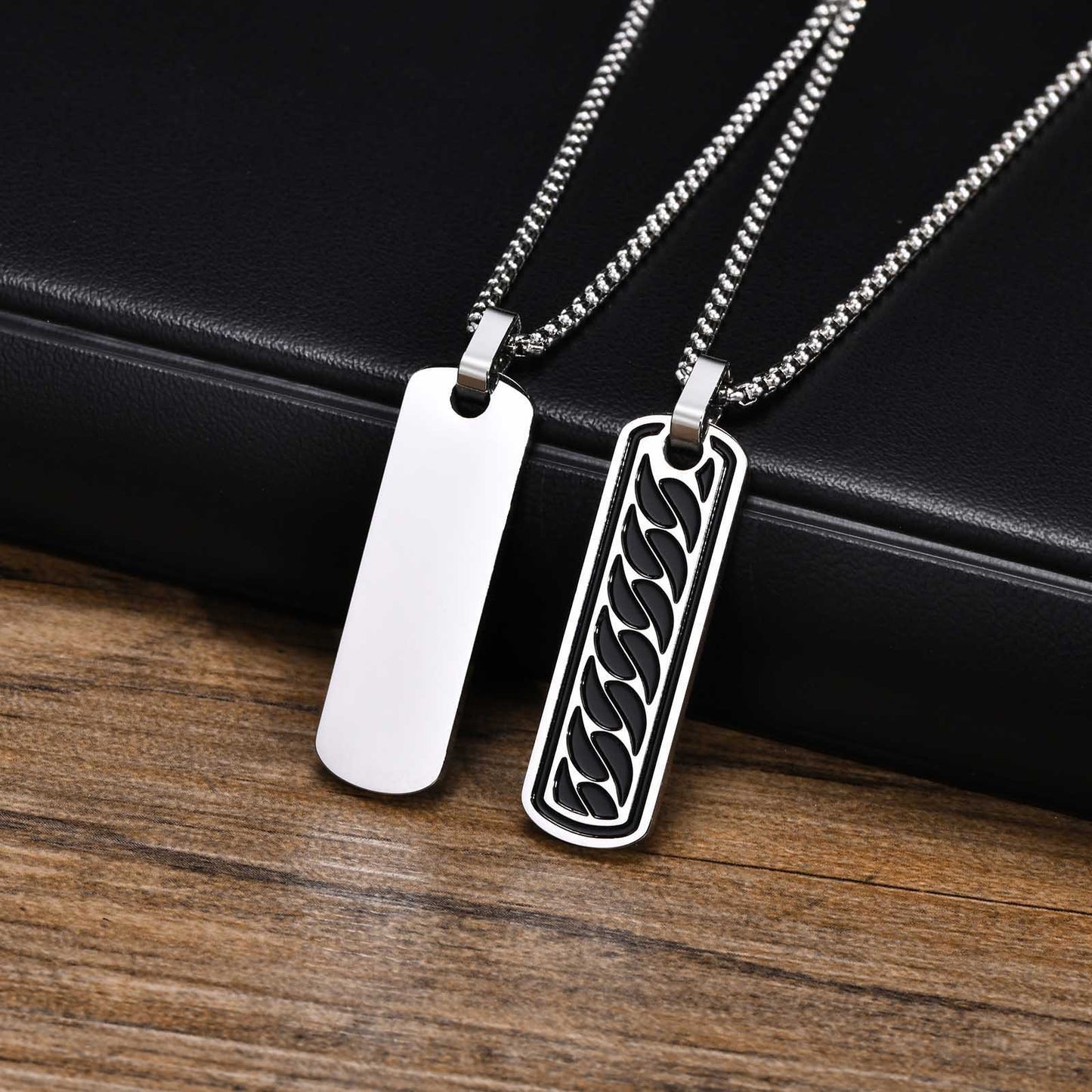Stainless Steel Chain Pattern Pendant Necklace for Men