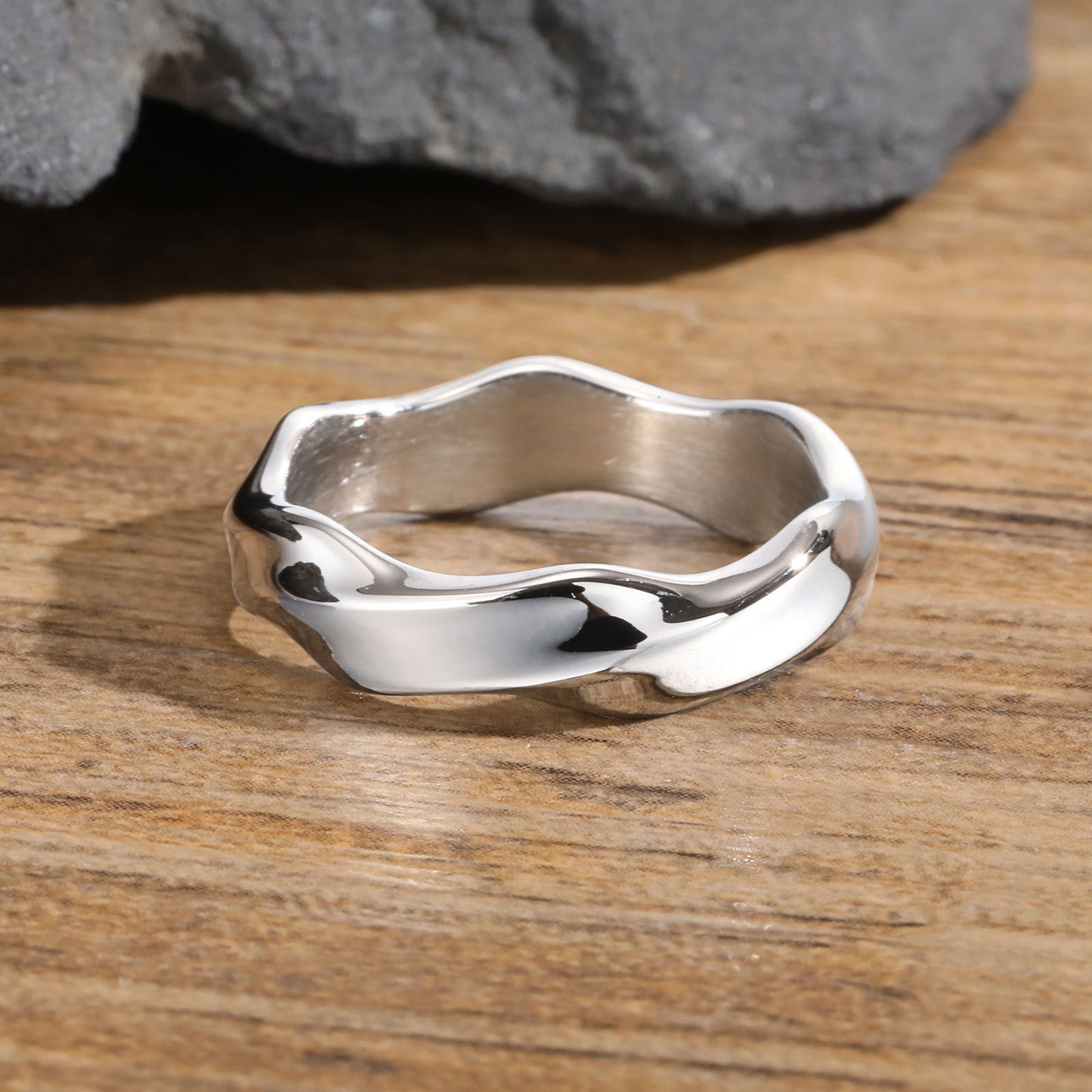 Men's Vintage Grey Stainless Steel Mobius Ring Jewelry