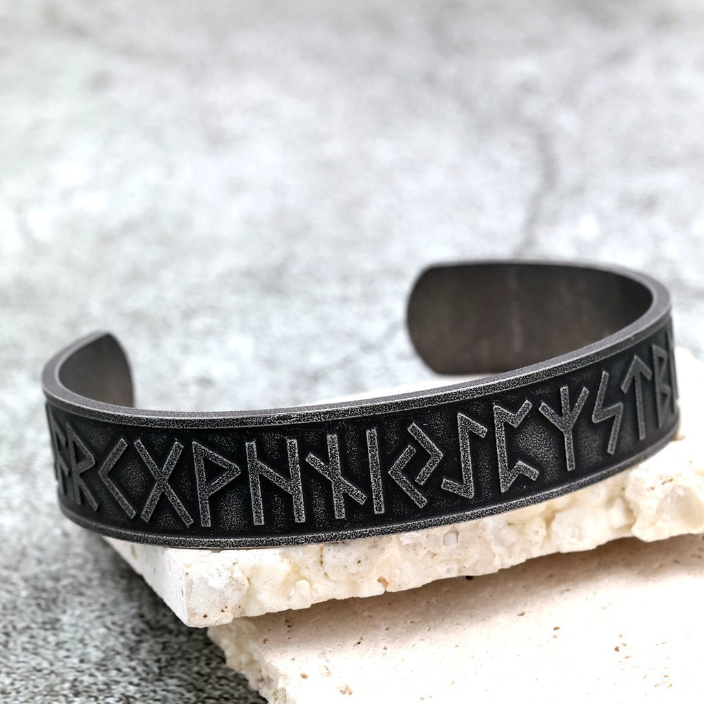 Planderful Viking Stainless Steel Bracelet For Men Vintage Totem CBracelet Durable Iconic Gift