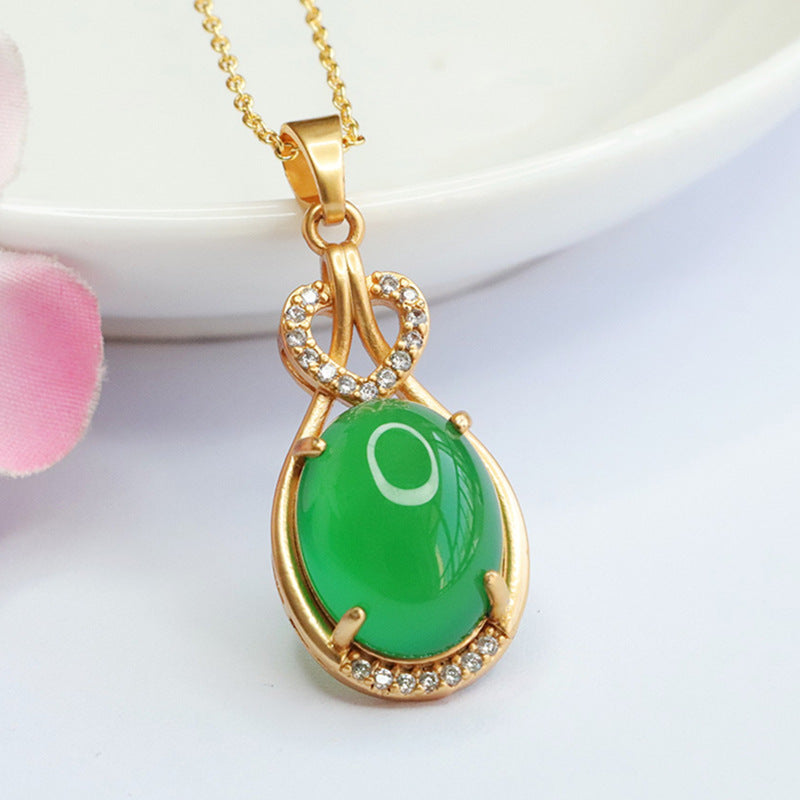 Golden Oval Chalcedony Water Drop Pendant Necklace - Stylish Fashion Accessory