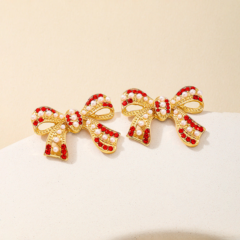 Planderful Vienna Verve Earrings – Exquisite Imitation Pearl Bow Design