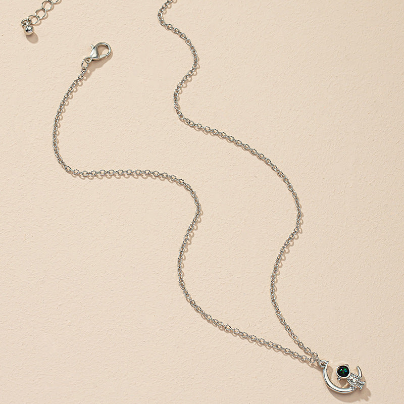 Vienna Verve: Stylish Astronaut Pendant Necklace with Street Photo Design