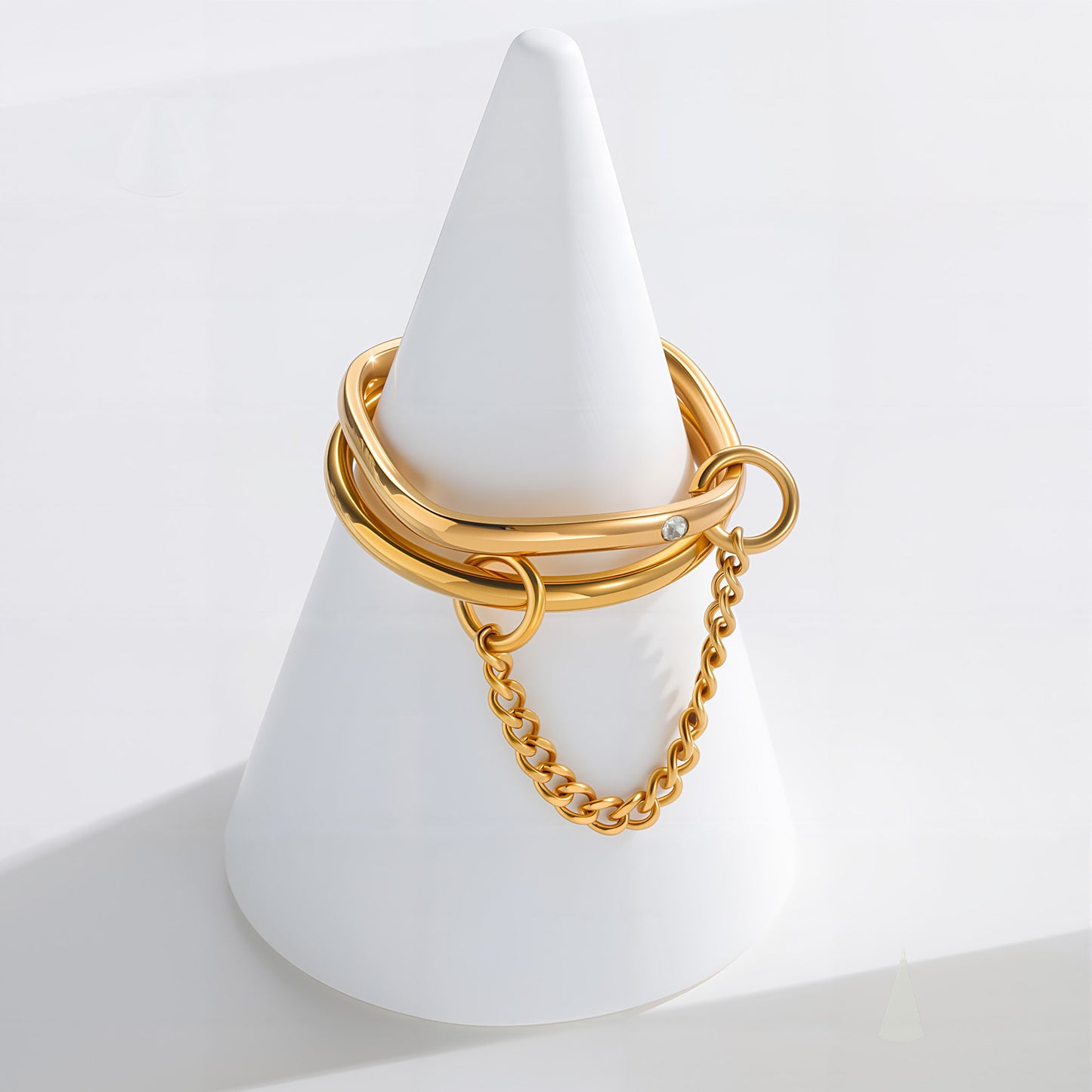 Planderful Gold Plated Fringed Chain Ring For Women