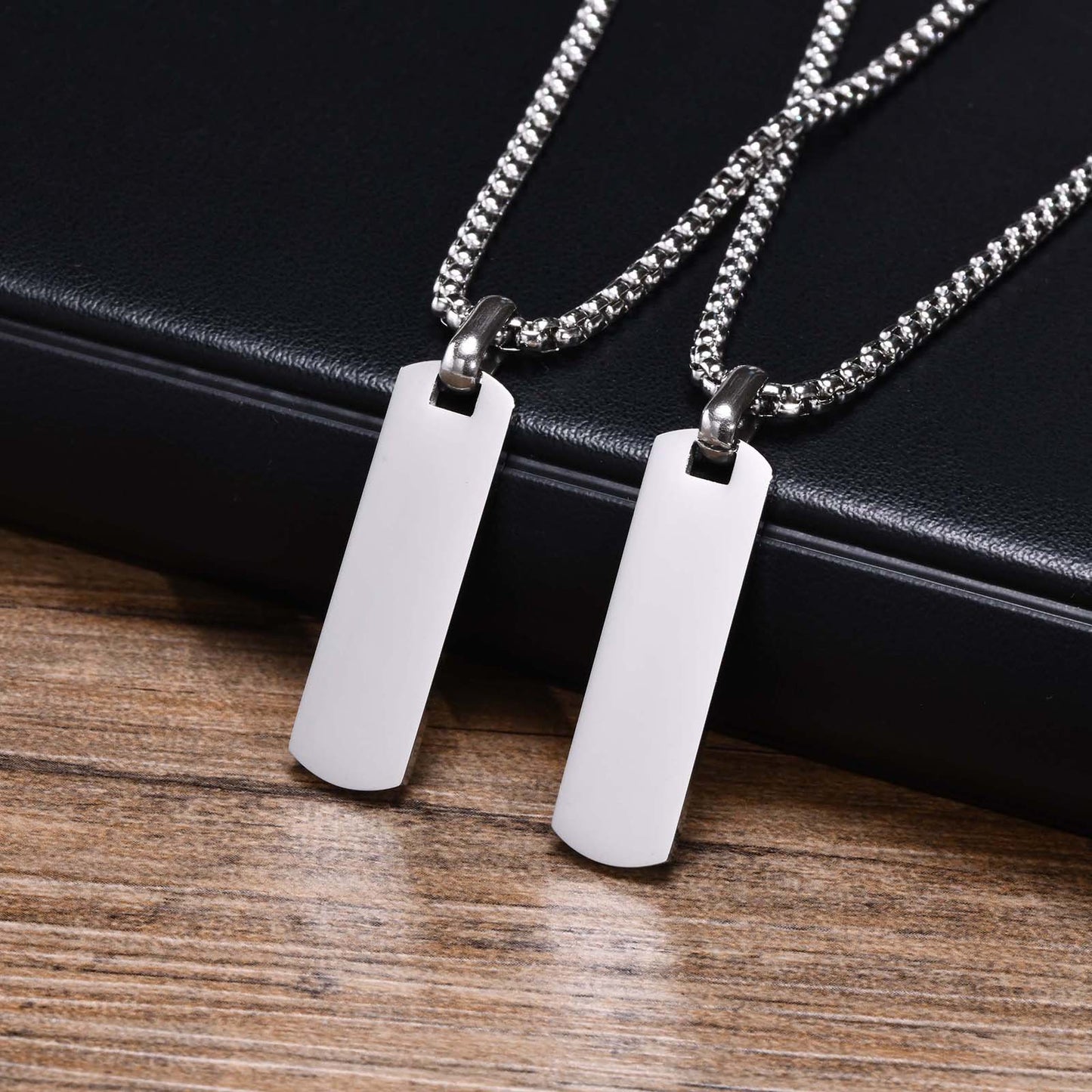 Stainless Steel Glossy Tag Black Pendant Necklace for Men