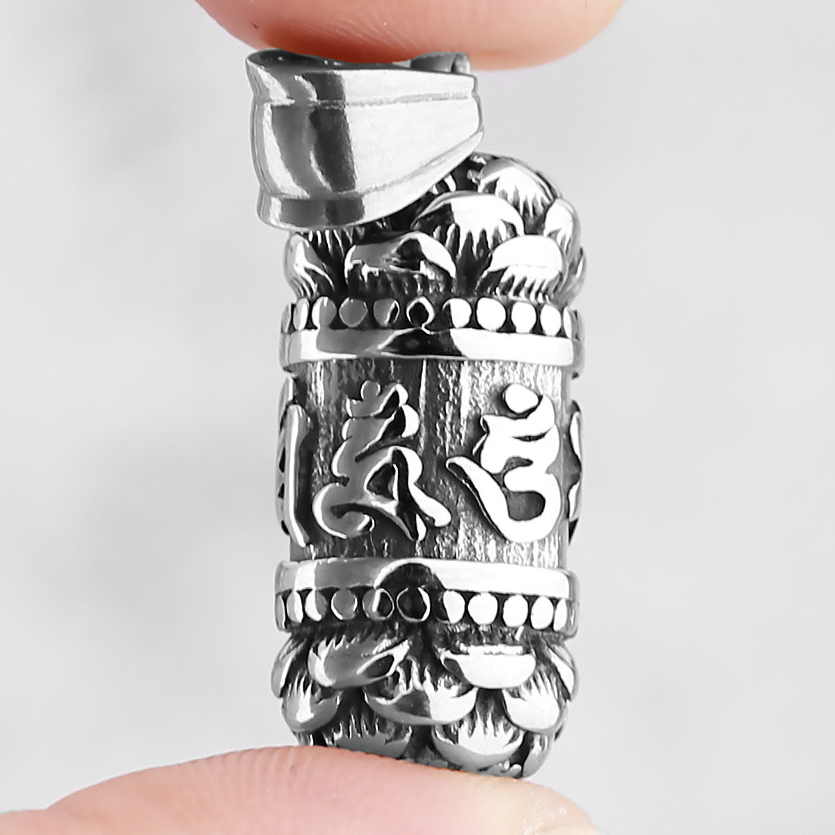 Planderful Titanium Steel Necklace Mens Pendant Lotus Retro National Style Personalized Trendy
