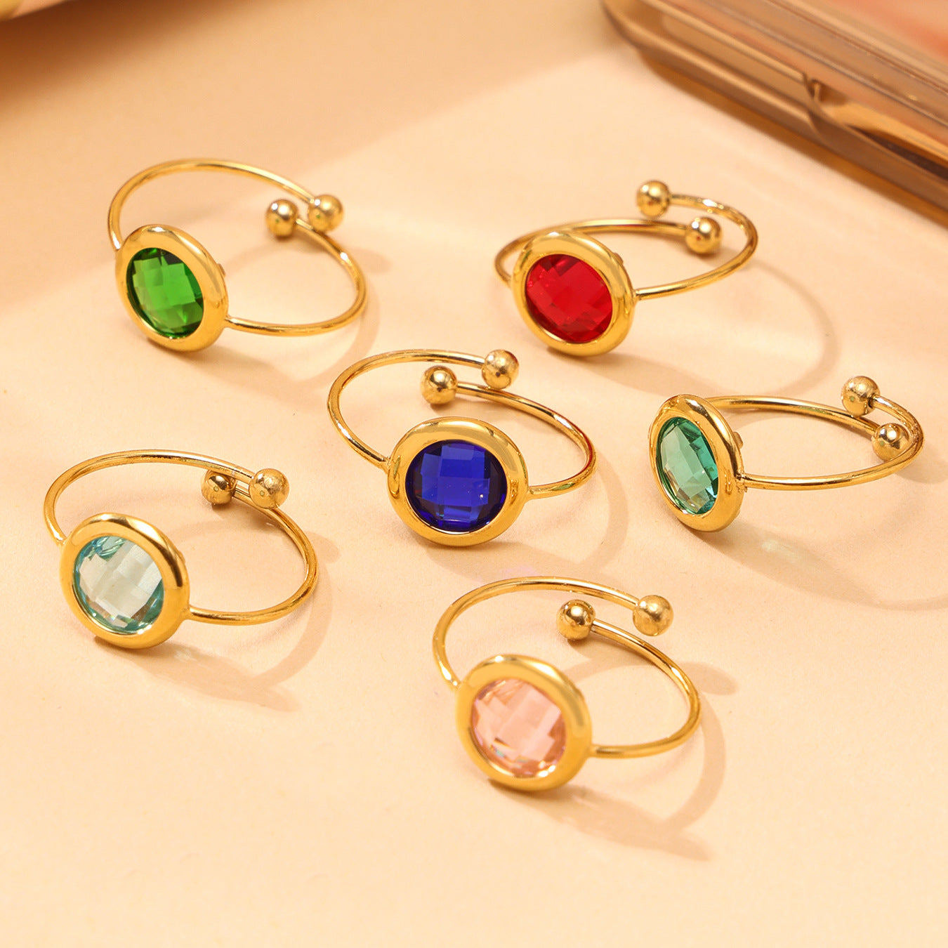 Planderful Crystal Glass Ring Women 18K Gold Plated Luxurious