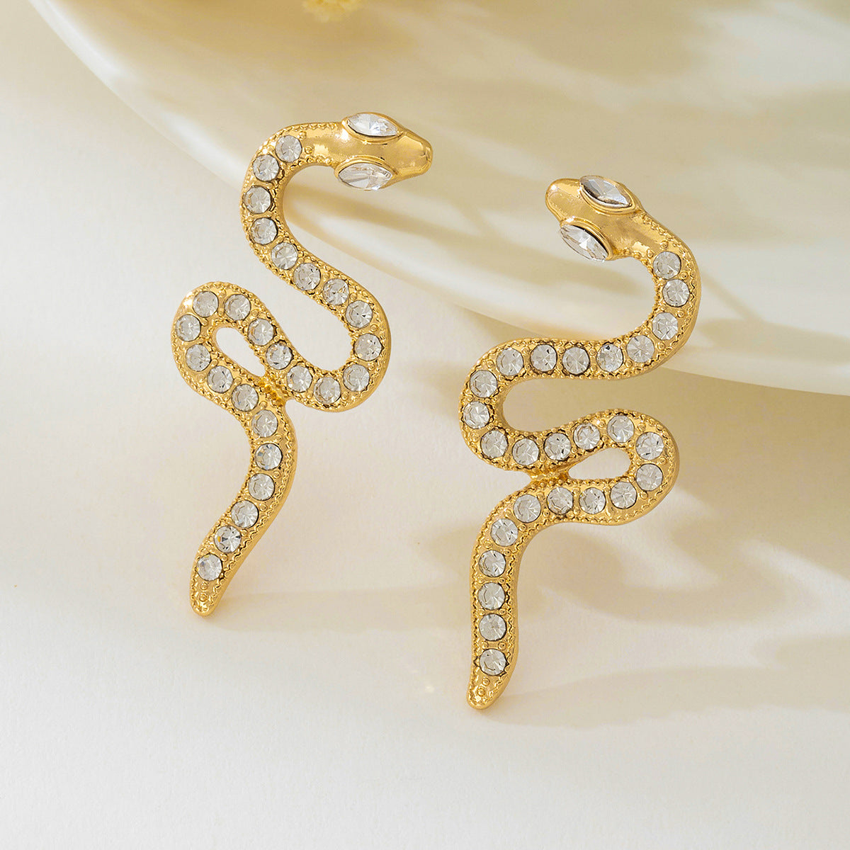 Planderful Vienna Verve Earrings – Chic Fresh Metal Gold Snake Design