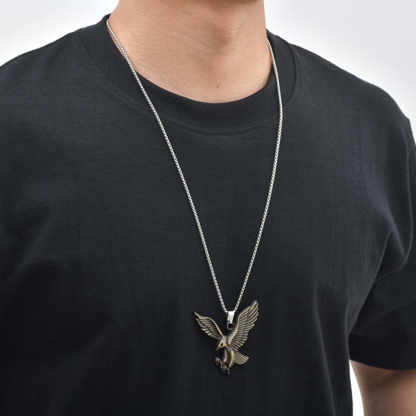 Alloy Eagle Pendant Sweater Chain Hip Hop Pendant Necklace