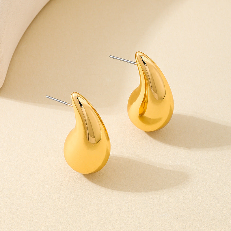 Planderful Vienna Verve Earrings – Stylish Minimalist Gold Design