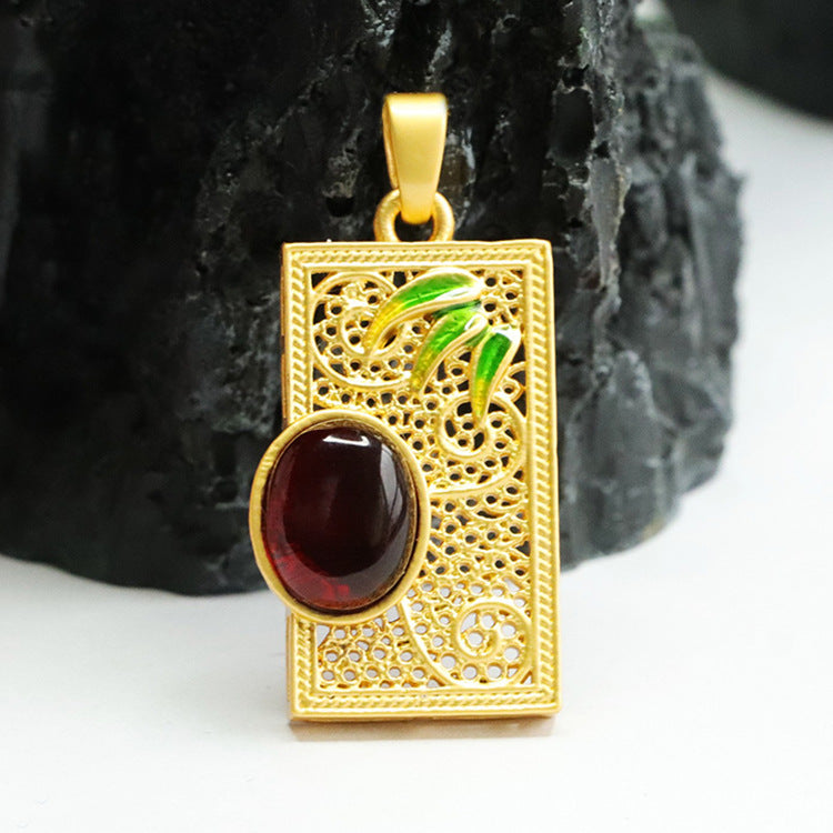 Chinese Jewelry Collection: Sterling Silver Bamboo Leaf Pendant Necklace with Beeswax Amber Gem