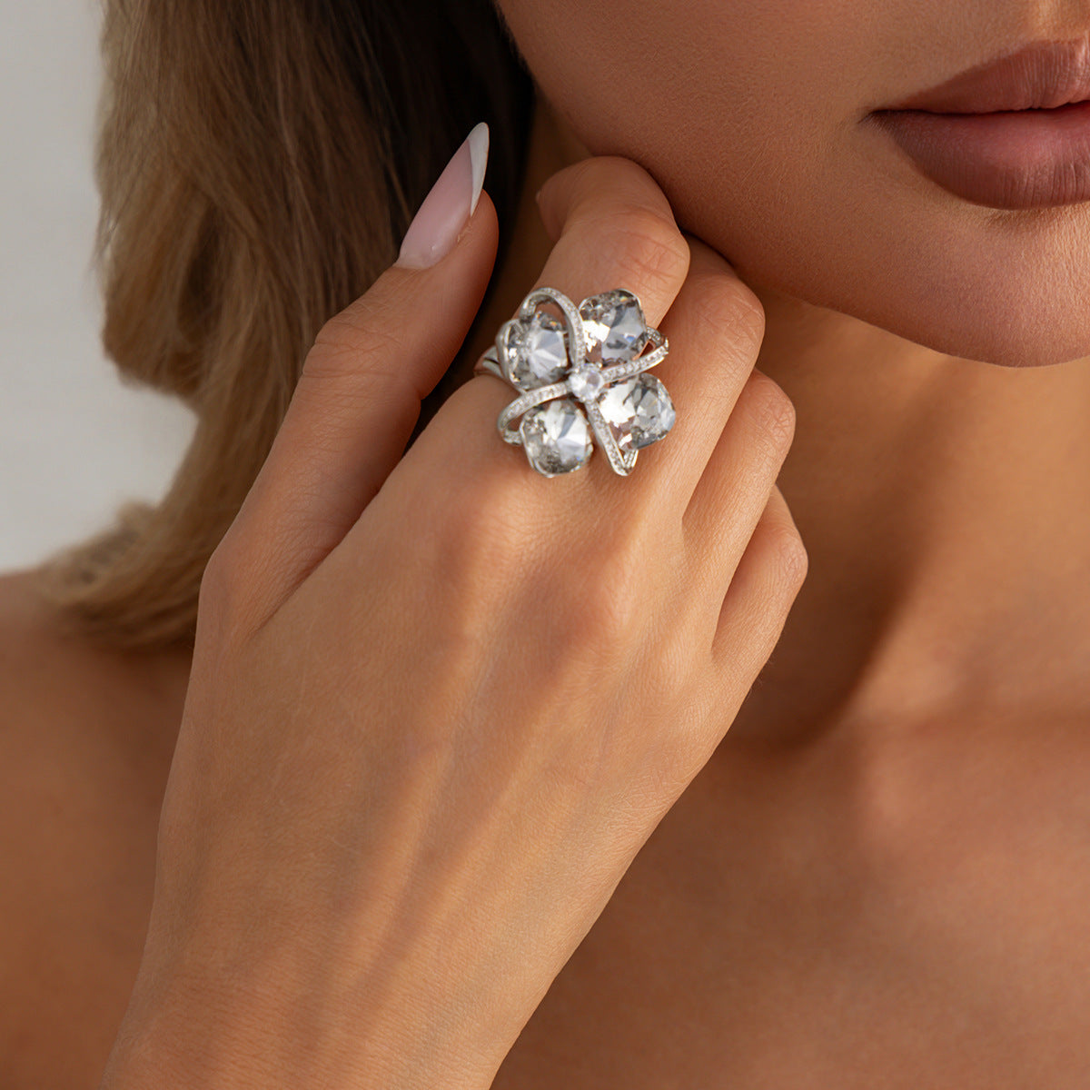 Planderful Square Zircon Ring With Exaggerated Four Leaf Inlay Bold Statement Jewelry For Fashion Forward Women