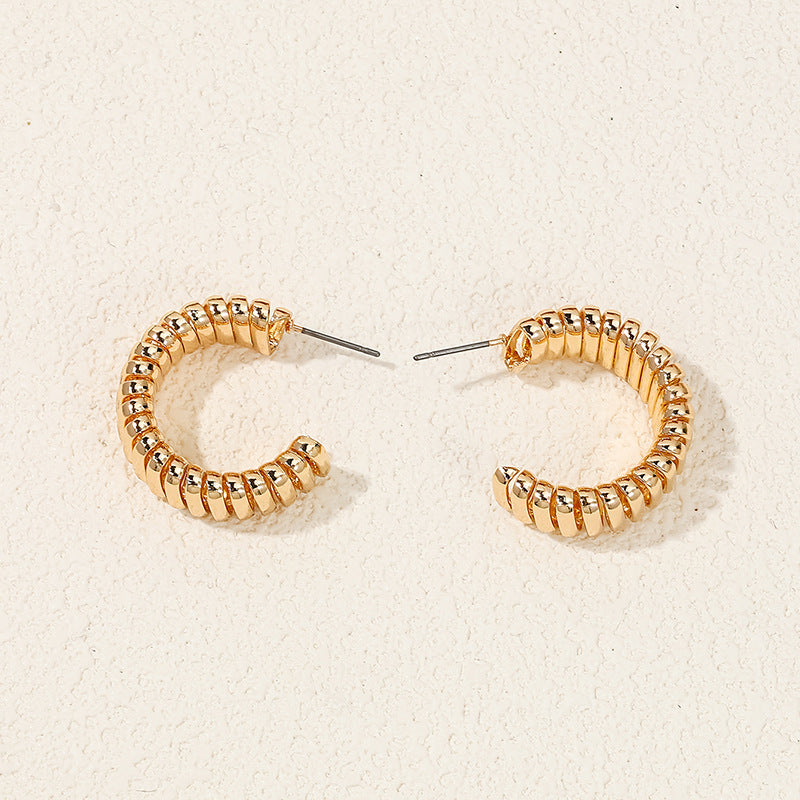 Chic Chain Link Earrings with a Twist - Vienna Verve Collection